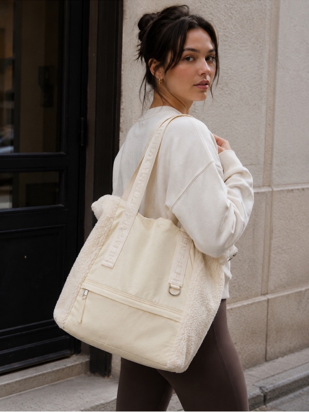 🇺🇸FIRM PRICE🇺🇸 Slope Sherpa bucket bag